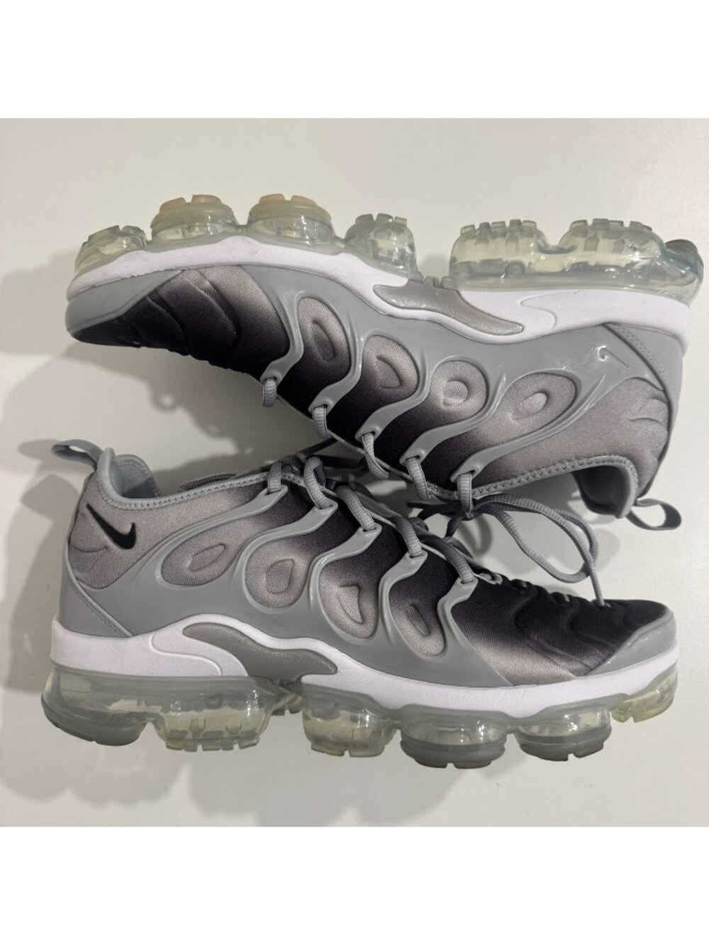 Nike Air VaporMax Plus Wolf Grey/Black Size 10 US 924453-007 No Box